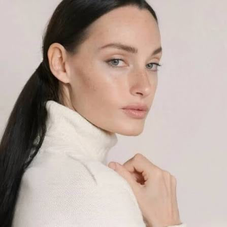 Nadia Kuznetsova, face trainer e postural instructor